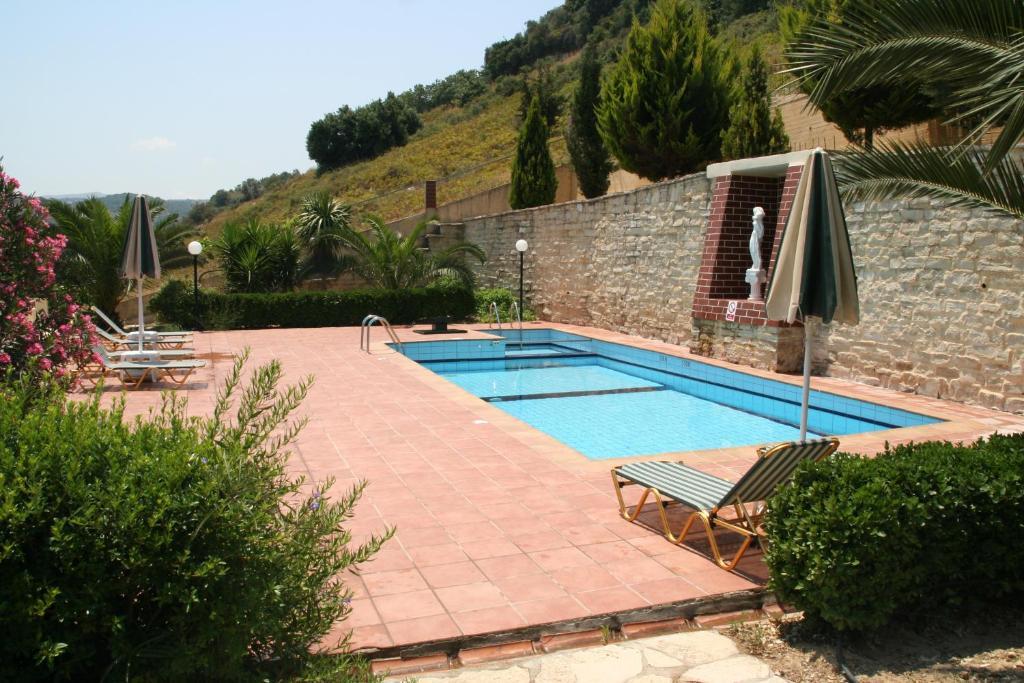 Stratos Villas Kaloniktis Pokoj fotografie